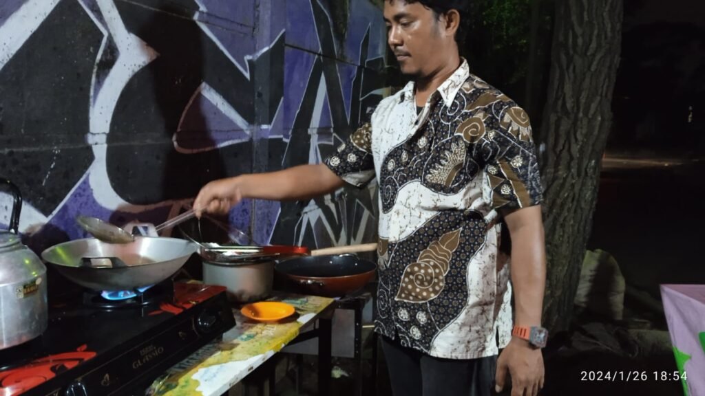 Sambal Setan Mandalika Arya Wijaya Kini Hadir di Depan Gerbang Setu Parigi Bikin Ketagihan