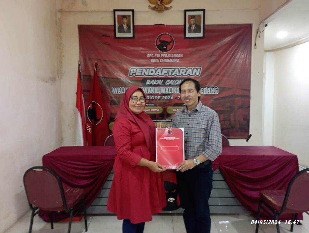 *Dr.Ir. Moh Rakhmansyah,Msi Mengambil Formulir Pendaftaran Balon Walikota Kota Tangerang di Kantor DPC PDI-P Kota Tangerang*