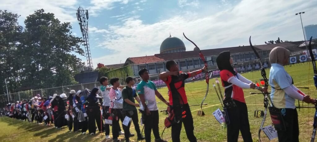 **Pertandingan Panahan Bupati Cup Tangerang Digelar di Stadion Mini Kelapa Dua