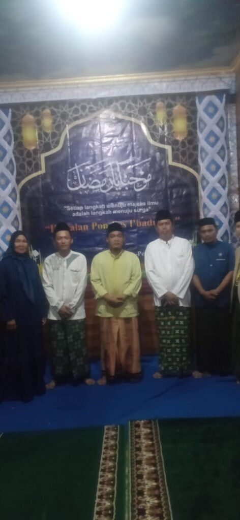 Pondok Pesantren I. Badulloh Gelar Ikhtifalan dan Pentas Seni Santri