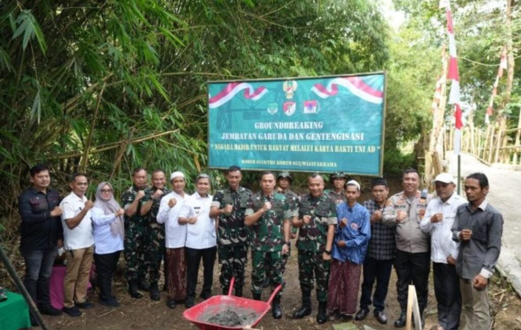 _Pangdam Jaya Pimpin Groundbreaking Jembatan Garuda Dan Gentengisasi, Wujud Nyata Negara Hadir Untuk Rakyat_