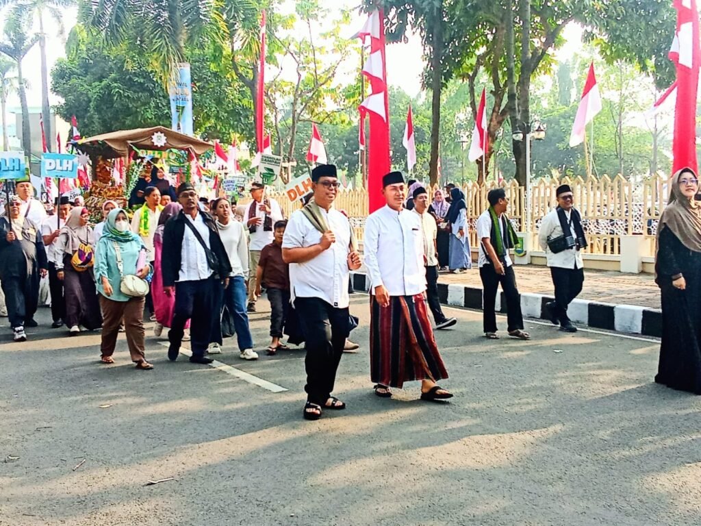 Kirab Gunungan Meriahkan Festival Maulid, Tradisi dan Syiar Islam Bersatu